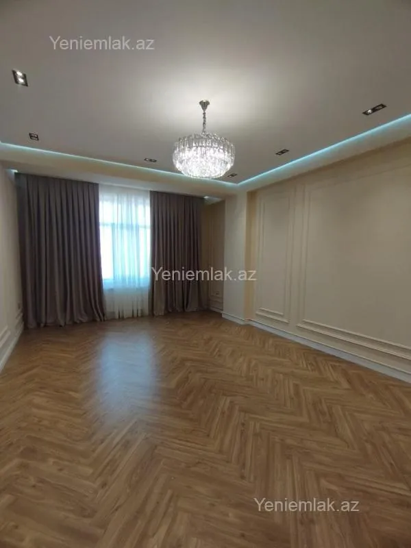 Satılır 2 otaqlı yeni tikili 80 m²