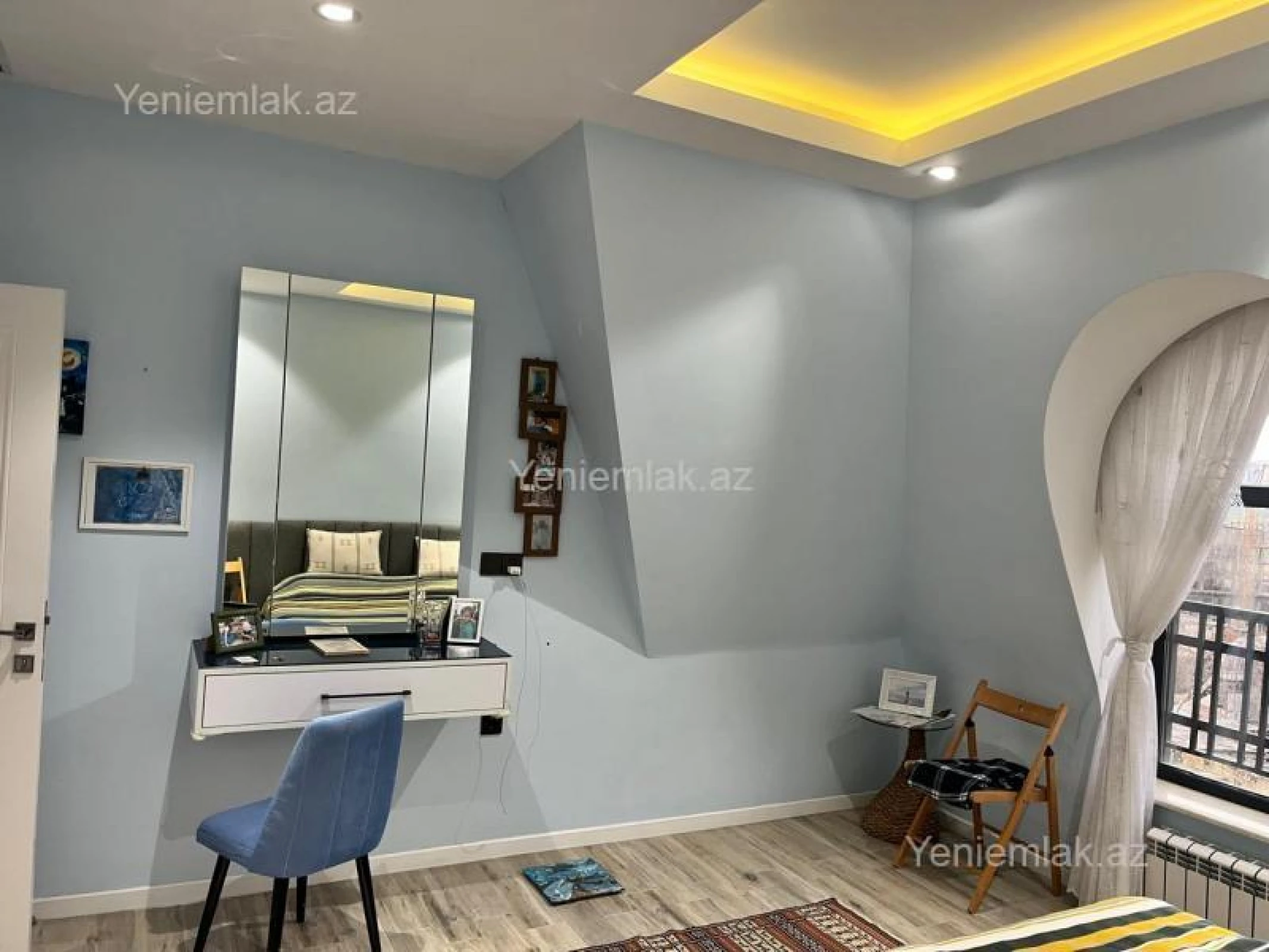 Satılır 4 otaqlı yeni tikili 140 m²