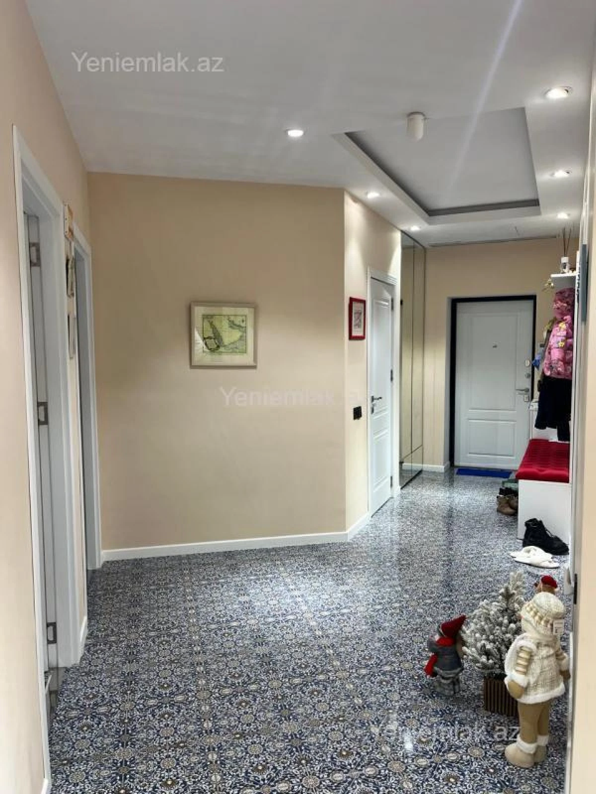 Satılır 4 otaqlı yeni tikili 140 m²