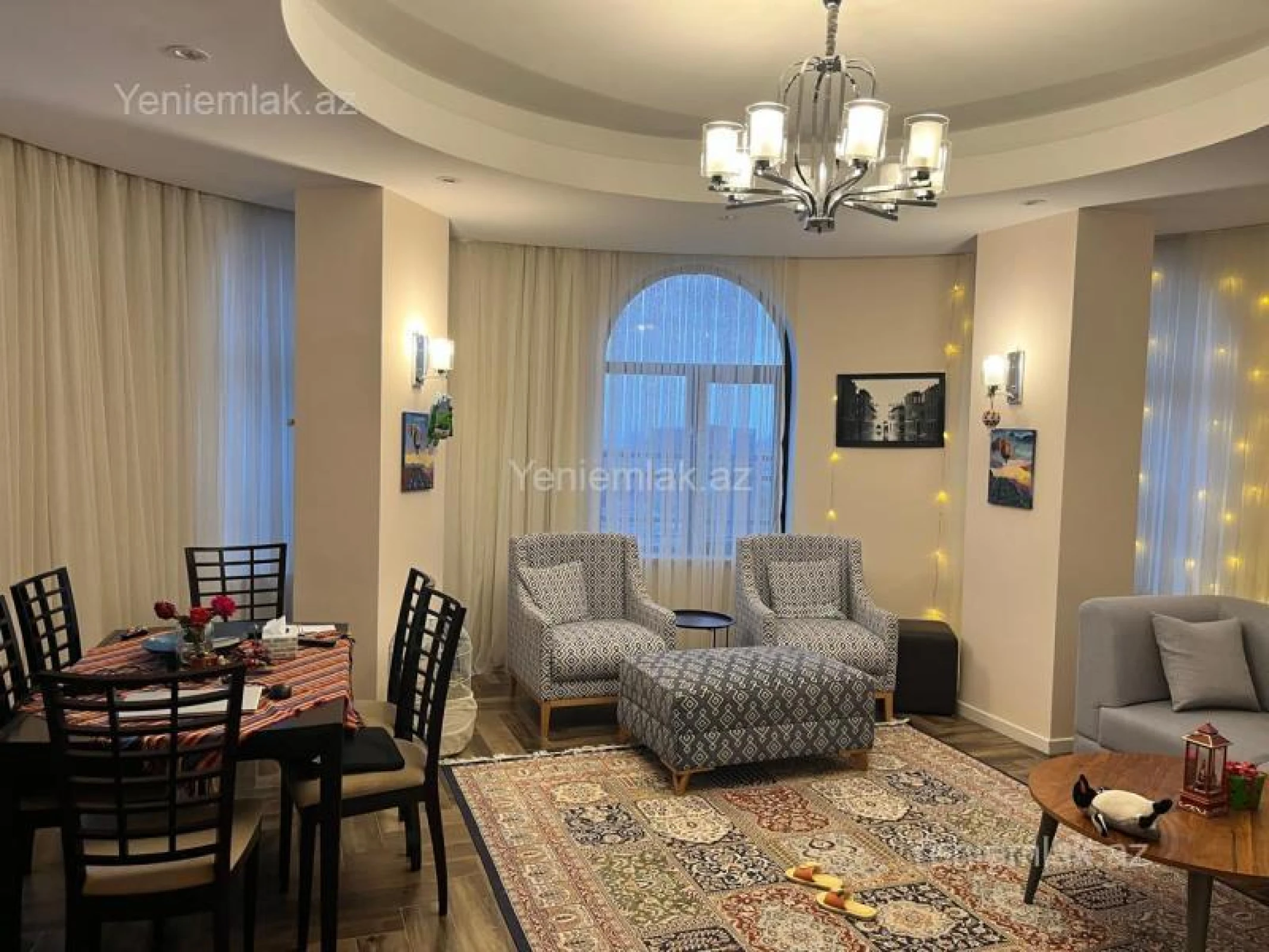Satılır 4 otaqlı yeni tikili 140 m²