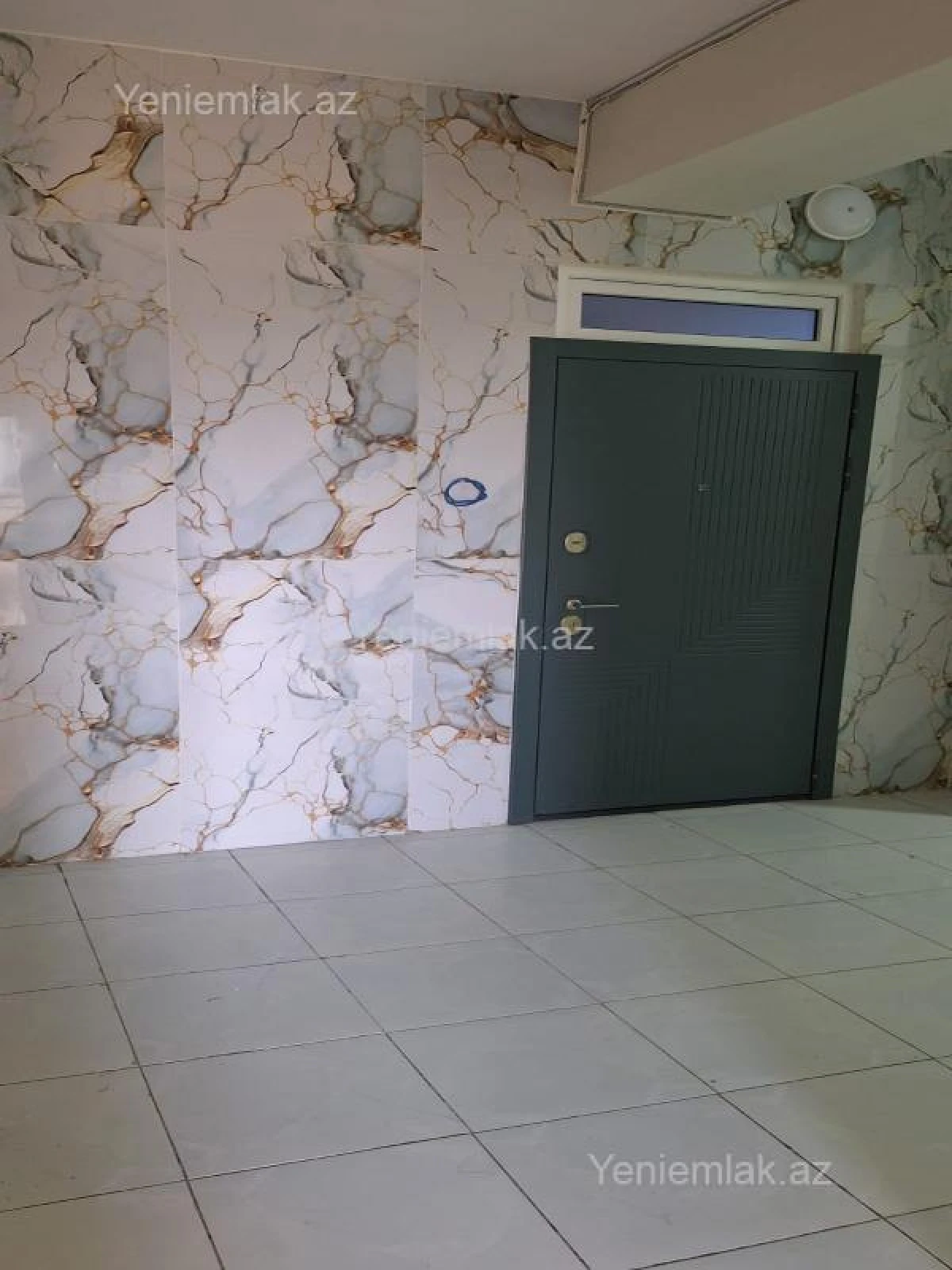 Satılır 3 otaqlı yeni tikili 100 m²