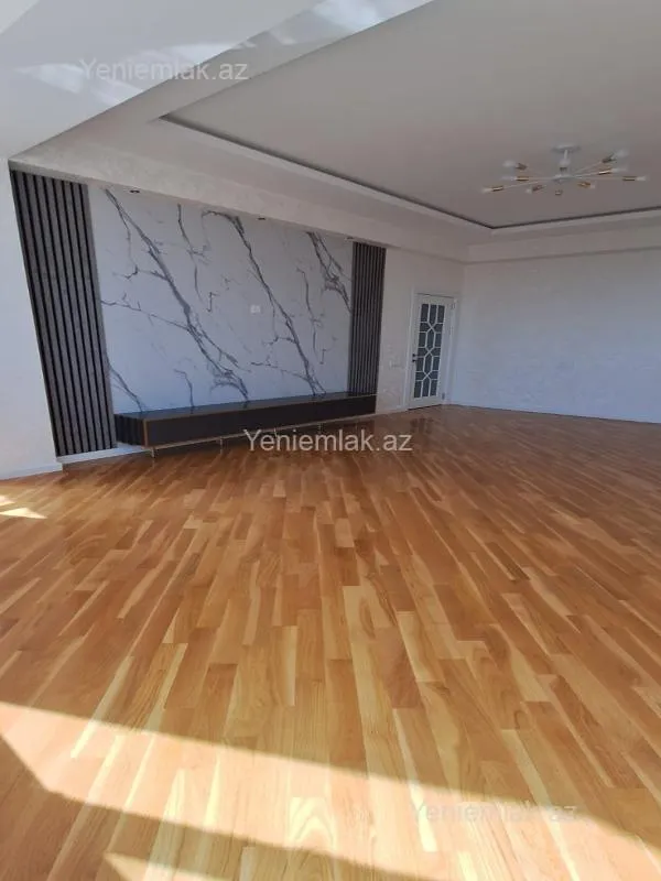 Satılır 3 otaqlı yeni tikili 100 m²