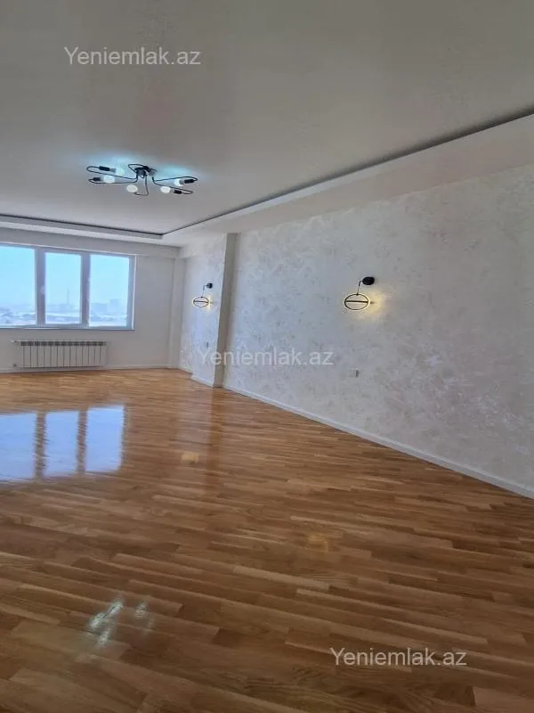 Satılır 3 otaqlı yeni tikili 100 m²