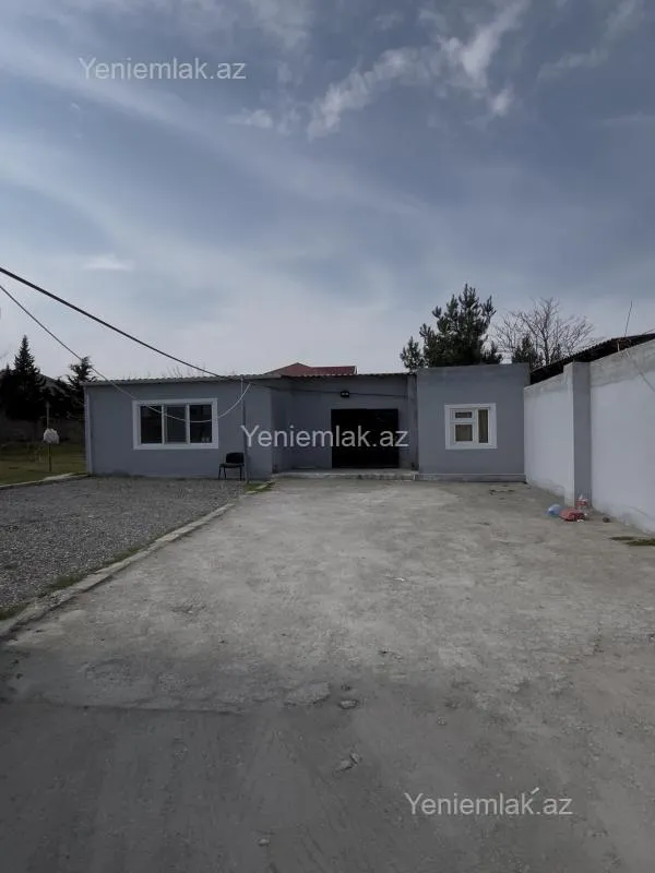 Satılır 3 otaqlı həyət evi 60 m²