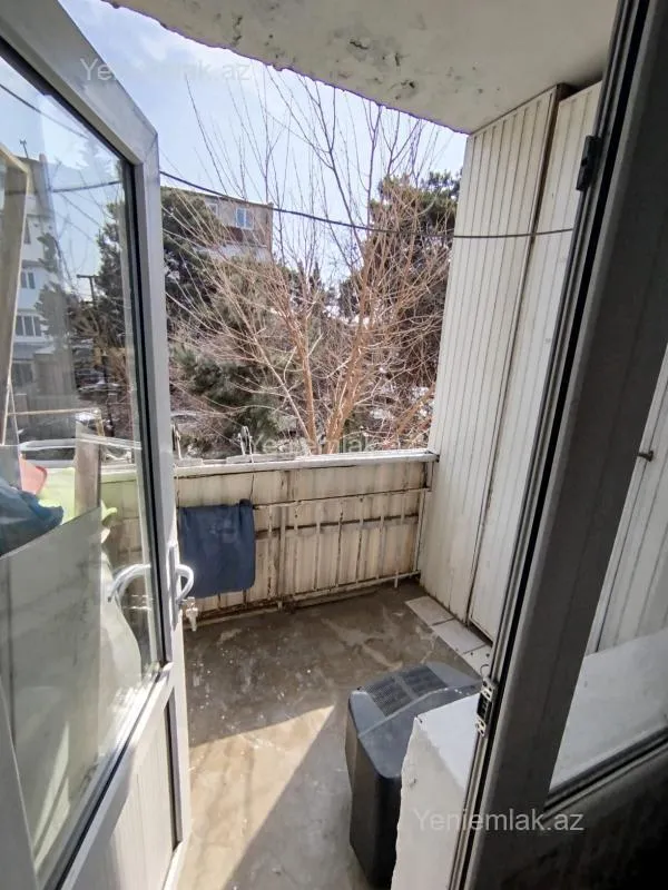 Satılır 2 otaqlı köhnə tikili 50 m²