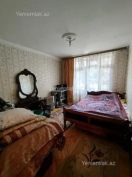 Satılır 2 otaqlı köhnə tikili 50 m²