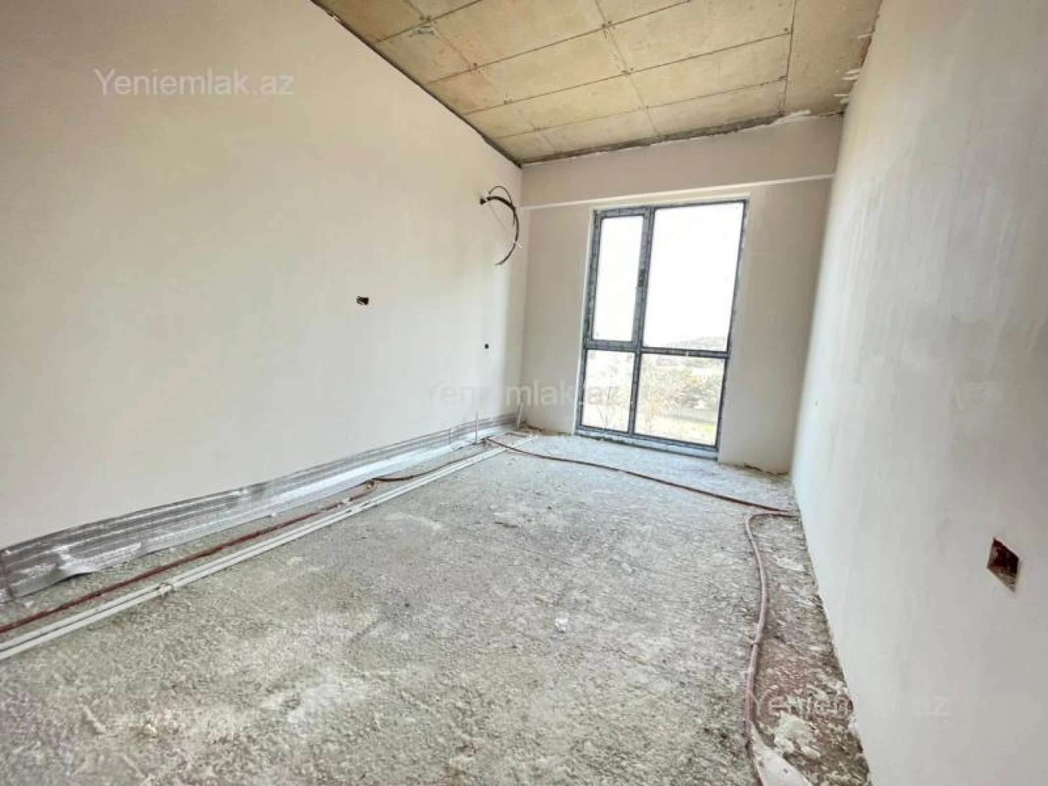 Satılır 3 otaqlı yeni tikili 72.12 m²