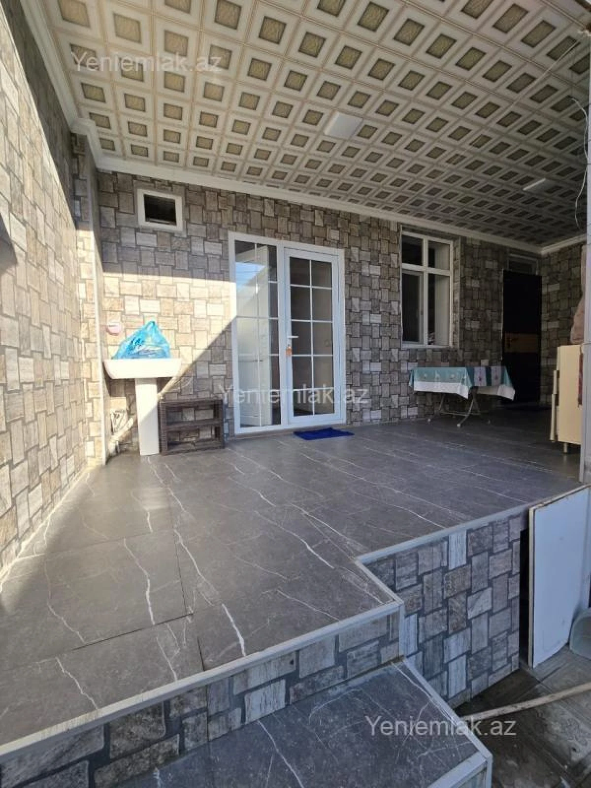 Satılır 4 otaqlı həyət evi 140 m²