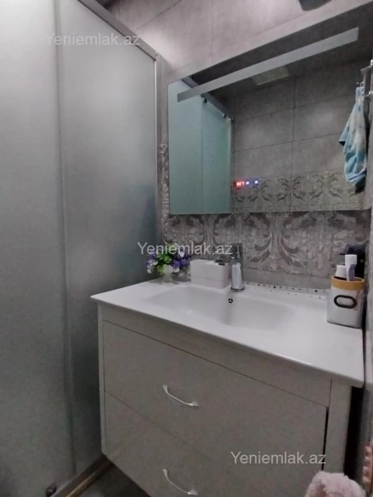 Satılır 2 otaqlı yeni tikili 52 m²