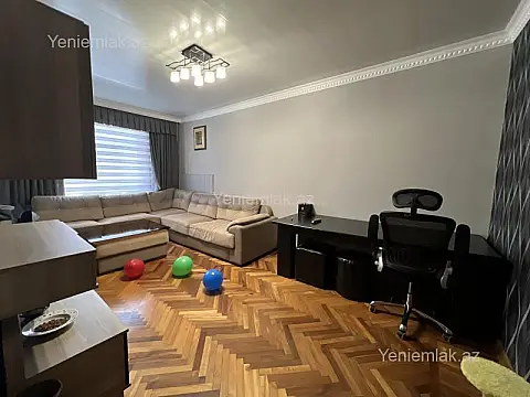 Satılır 3 otaqlı köhnə tikili 75 m² — Bakı, Suraxanı 3 otaq 75.00 m²