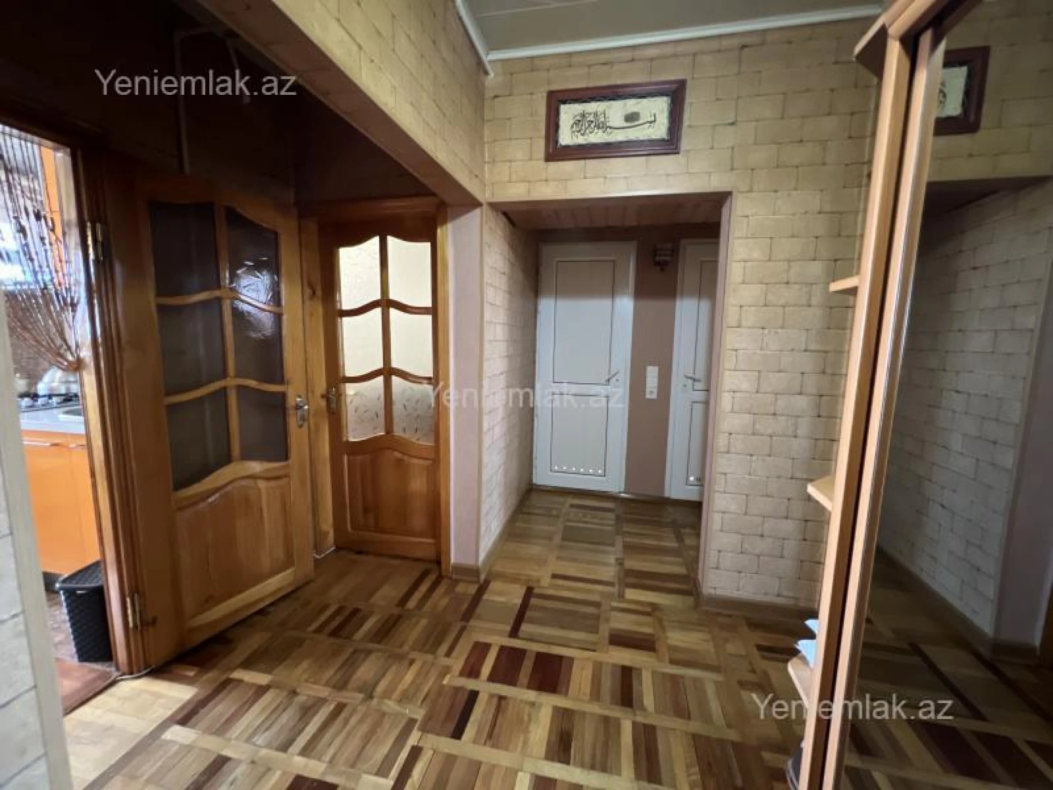 Satılır 3 otaqlı köhnə tikili 75 m²