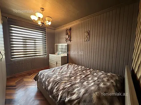 Satılır 3 otaqlı köhnə tikili 75 m²