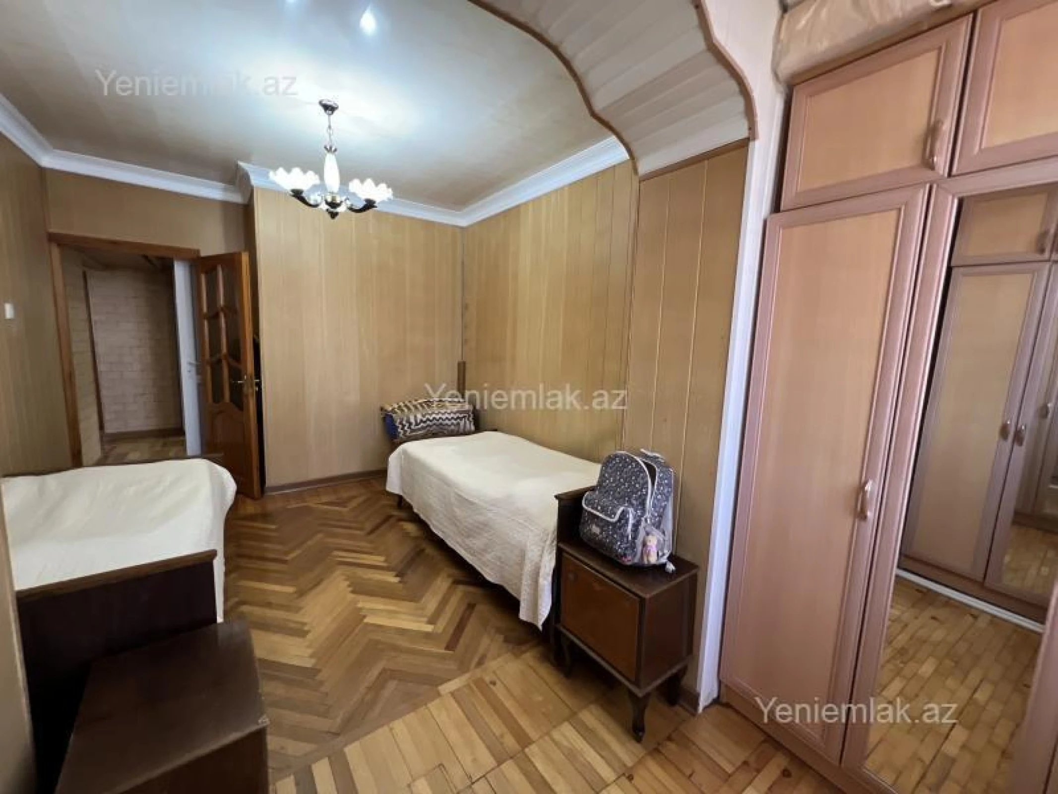 Satılır 3 otaqlı köhnə tikili 75 m²