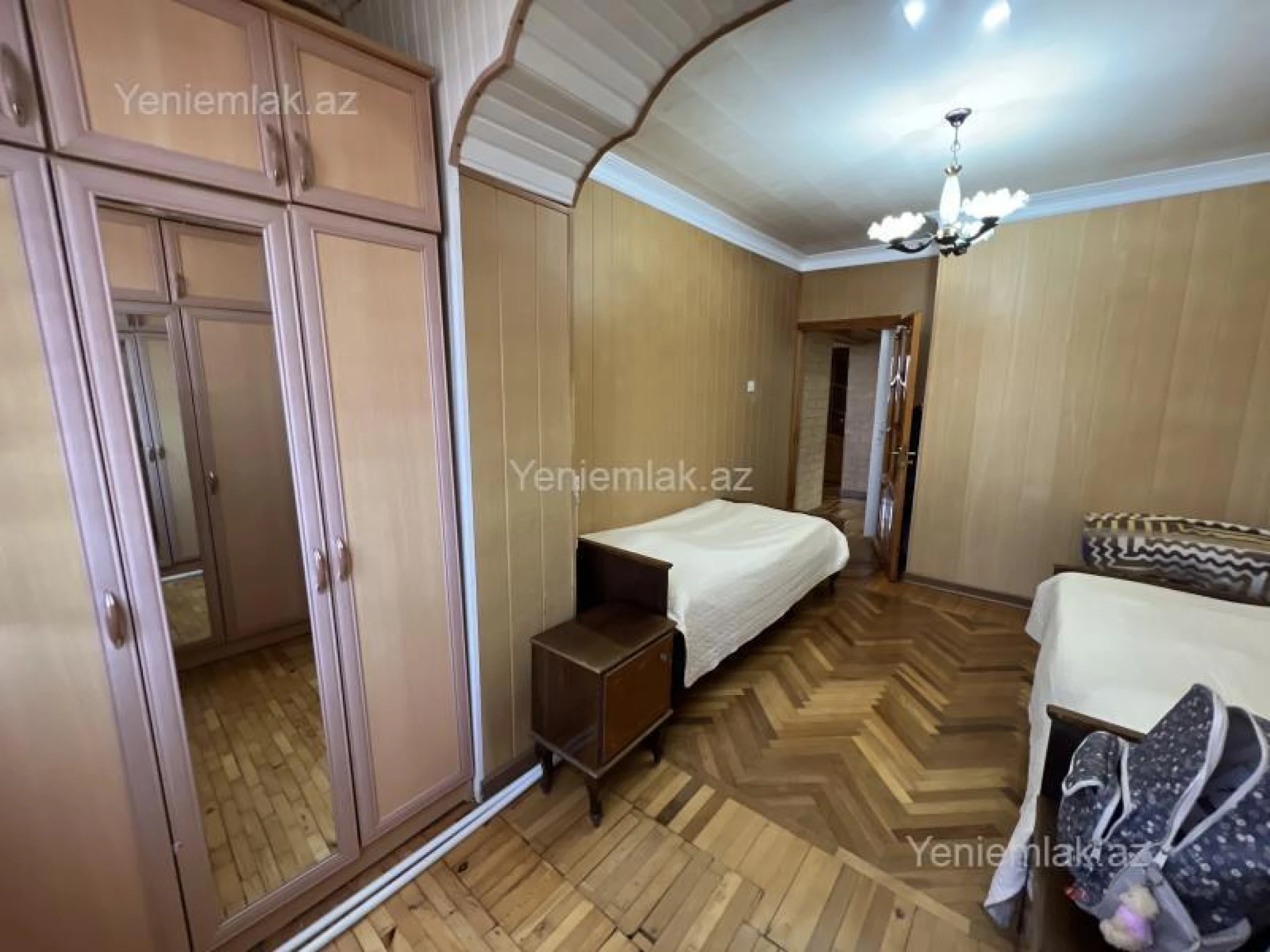 Satılır 3 otaqlı köhnə tikili 75 m²