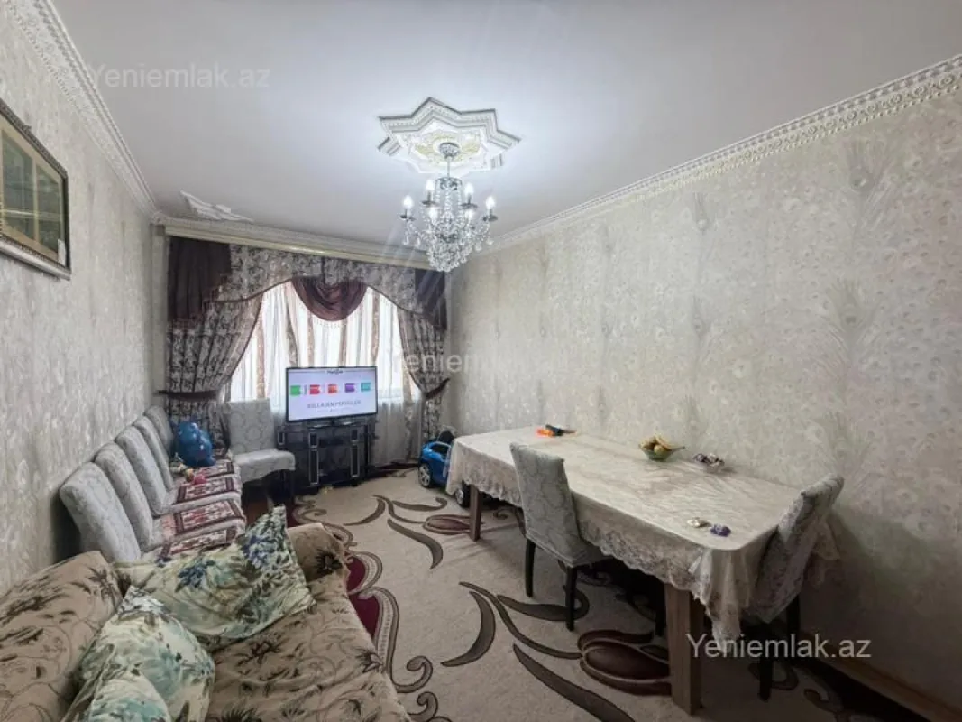 Satılır 3 otaqlı köhnə tikili 73 m²