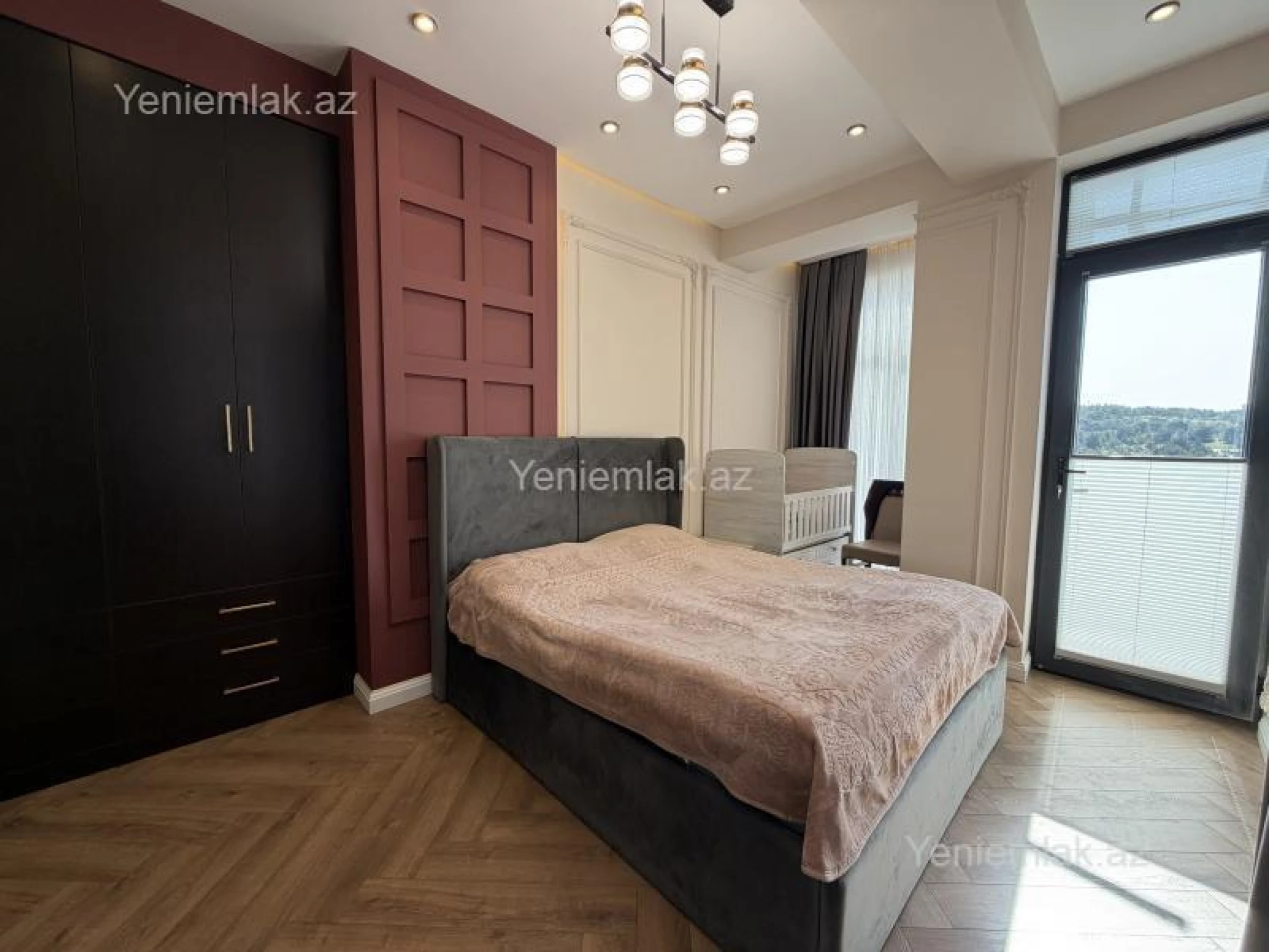 Satılır 4 otaqlı yeni tikili 131 m²