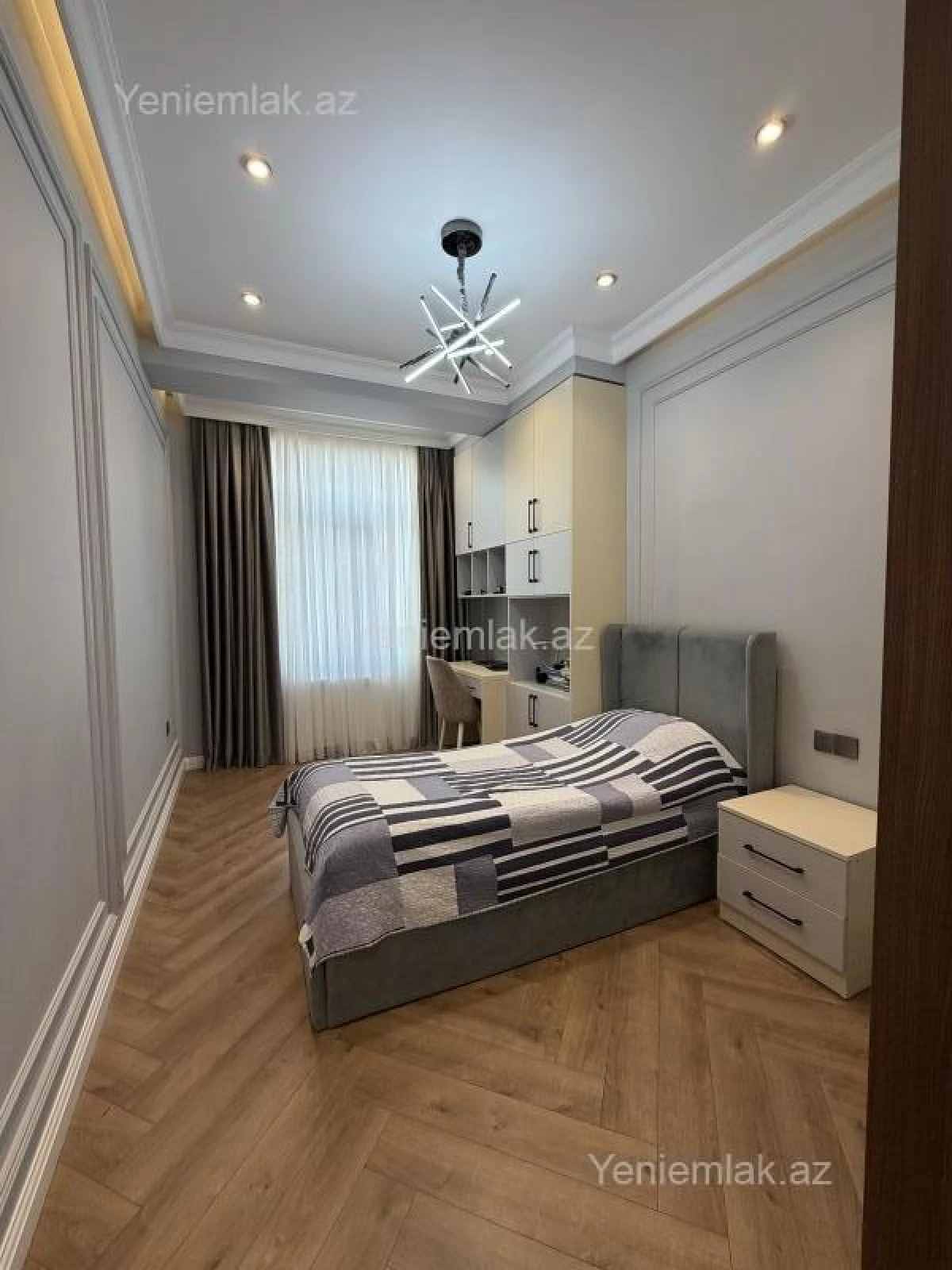 Satılır 4 otaqlı yeni tikili 131 m²