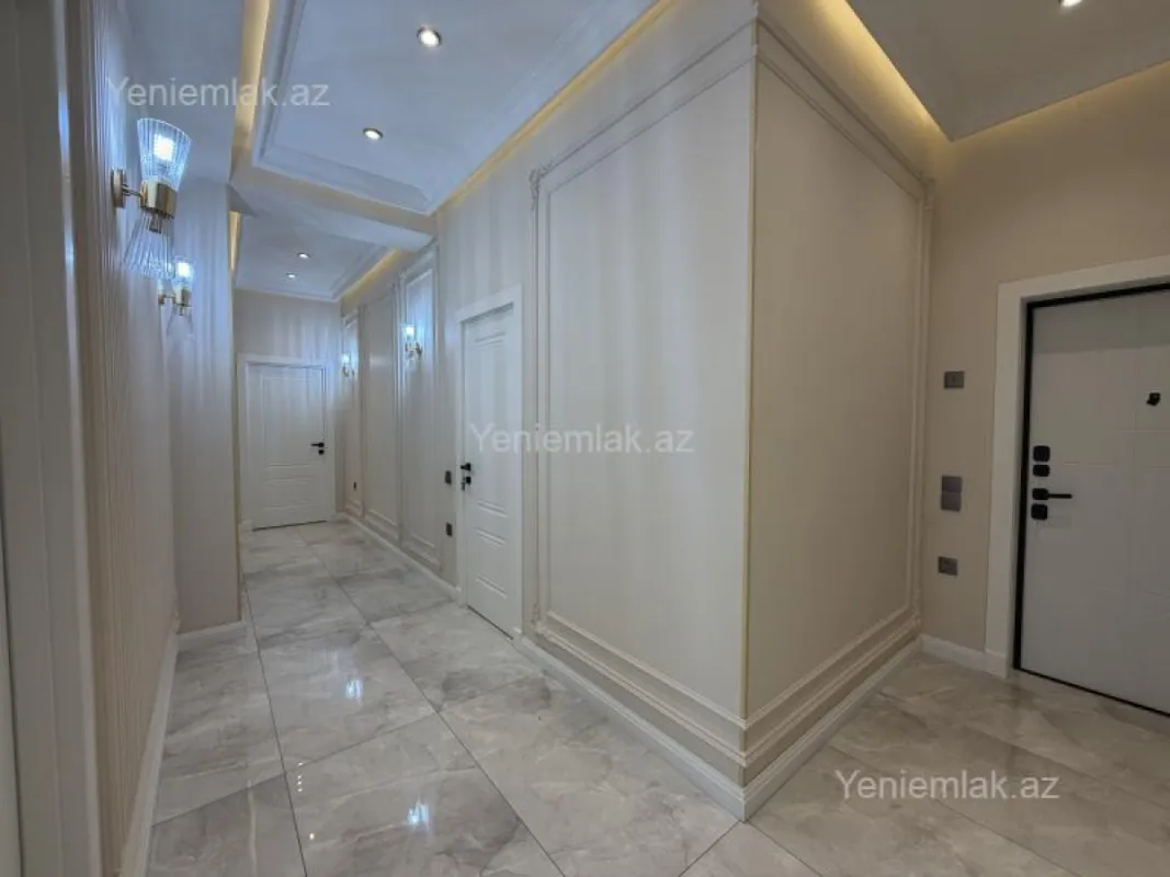 Satılır 4 otaqlı yeni tikili 131 m²