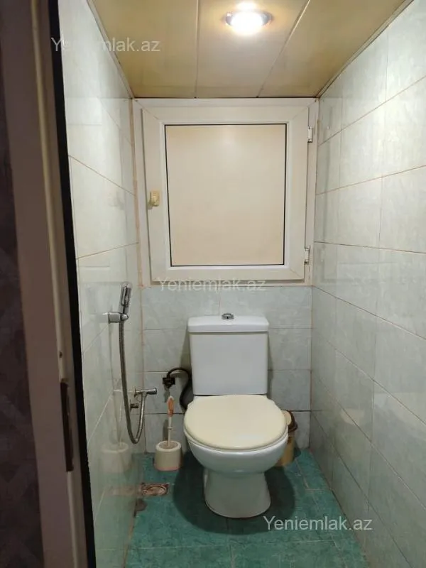 Satılır 3 otaqlı köhnə tikili 80 m²