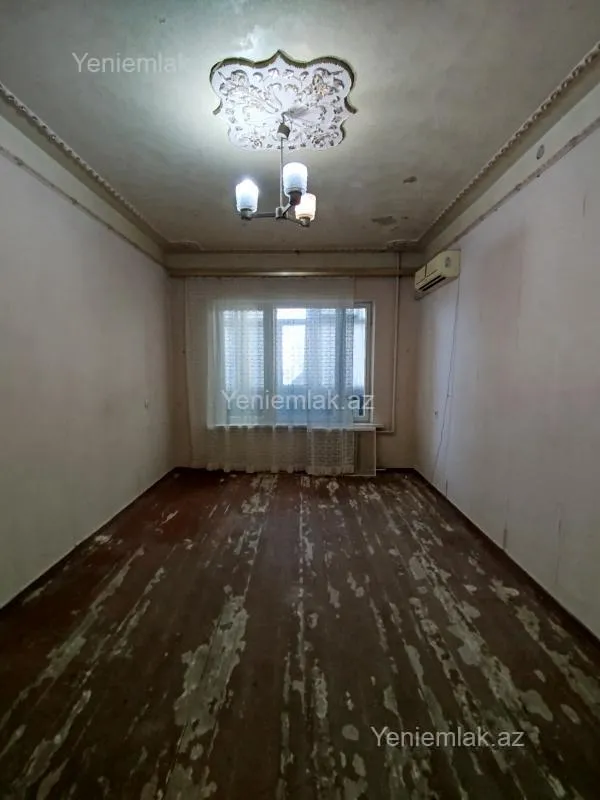 Satılır 3 otaqlı köhnə tikili 85 m²
