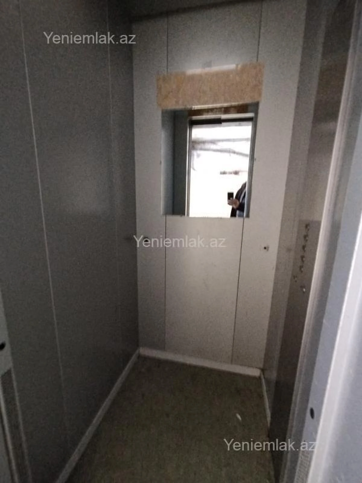 Satılır 3 otaqlı köhnə tikili 85 m²