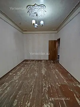 Satılır 3 otaqlı köhnə tikili 85 m²