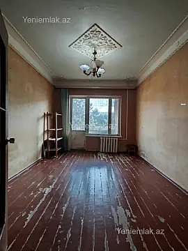 Satılır 3 otaqlı köhnə tikili 85 m²