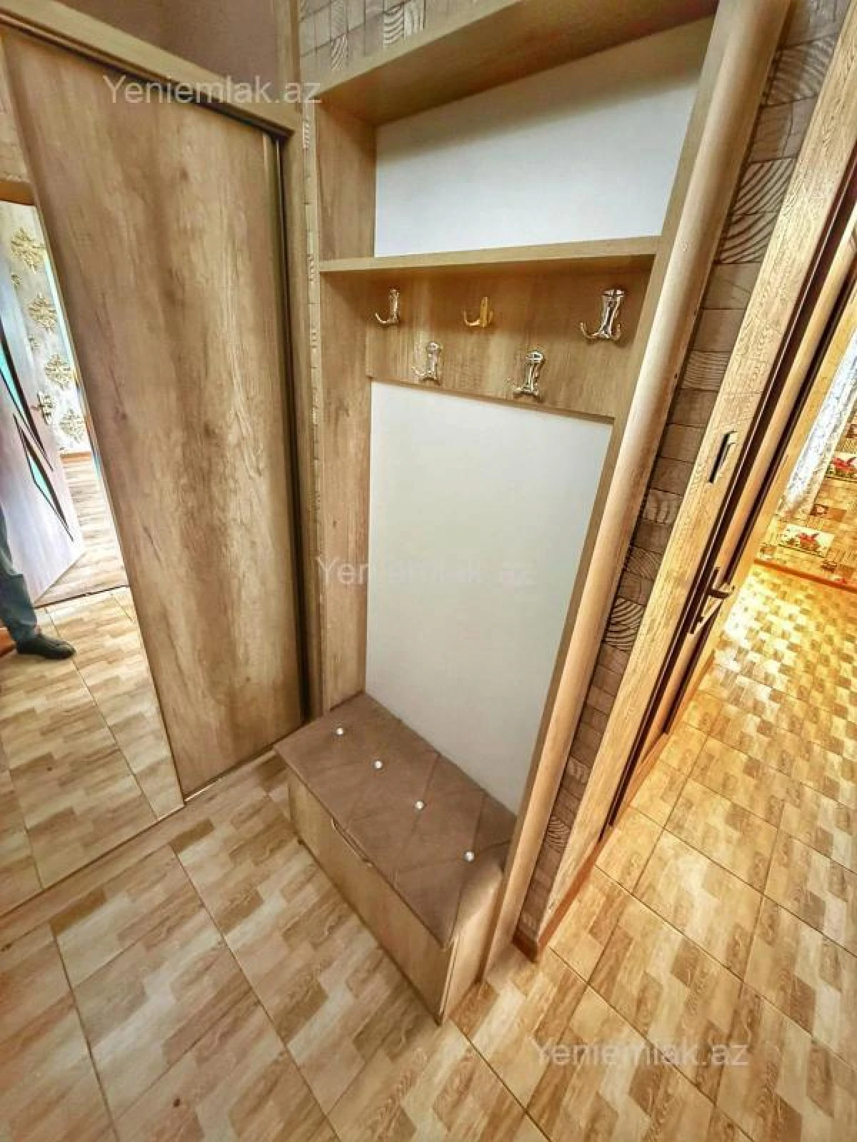 Satılır 1 otaqlı köhnə tikili 45 m²