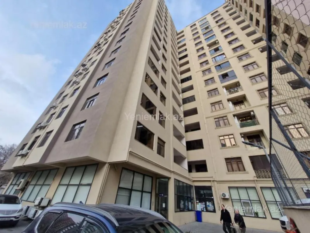 Satılır 4 otaqlı yeni tikili 146 m²
