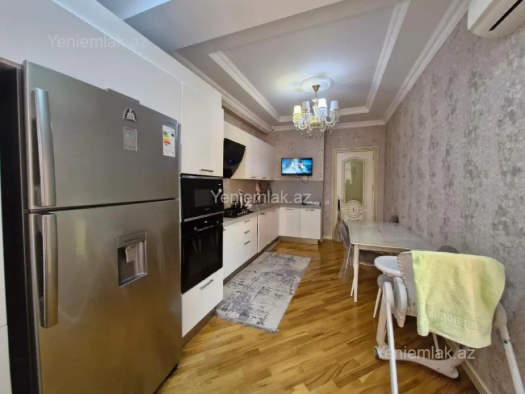 Satılır 4 otaqlı yeni tikili 146 m²