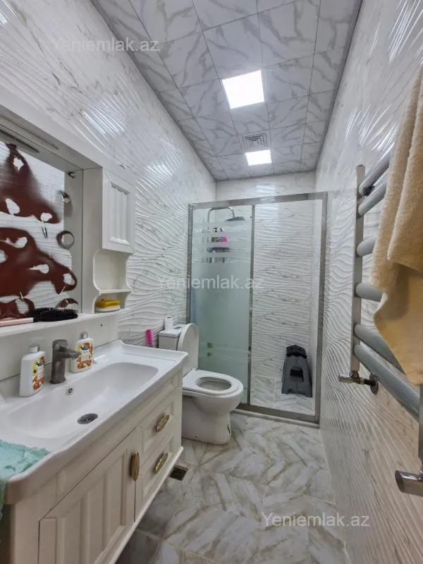 Satılır 4 otaqlı yeni tikili 146 m²