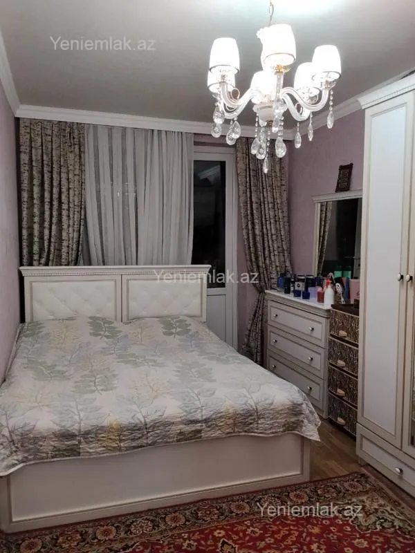 Satılır 3 otaqlı köhnə tikili 55 m²