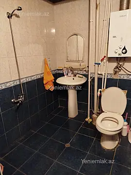 Satılır 2 otaqlı köhnə tikili 60 m²