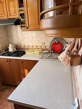 Satılır 3 otaqlı köhnə tikili 70 m²