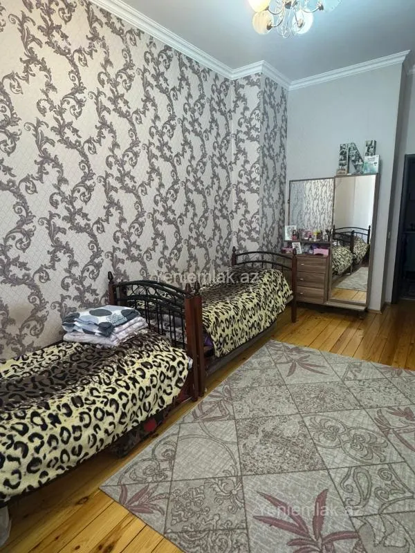 Satılır 2 otaqlı yeni tikili 65 m²