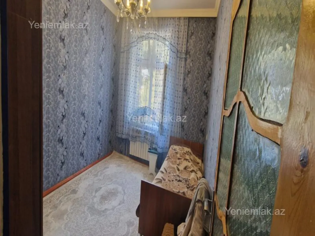 Satılır 3 otaqlı köhnə tikili 60 m²