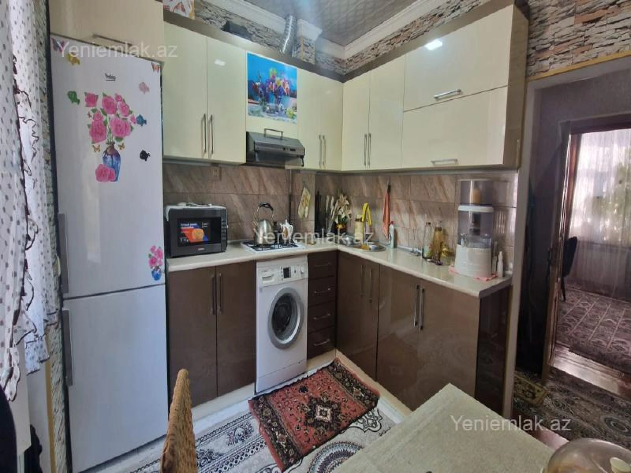 Satılır 3 otaqlı köhnə tikili 60 m²