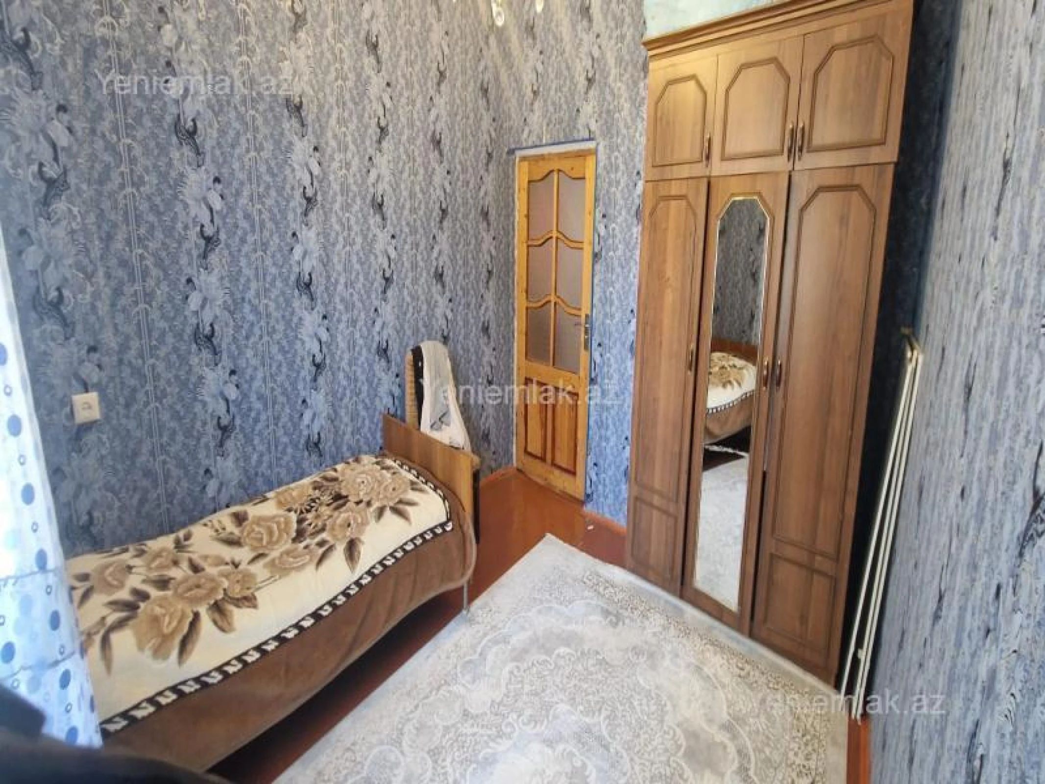 Satılır 3 otaqlı köhnə tikili 60 m²