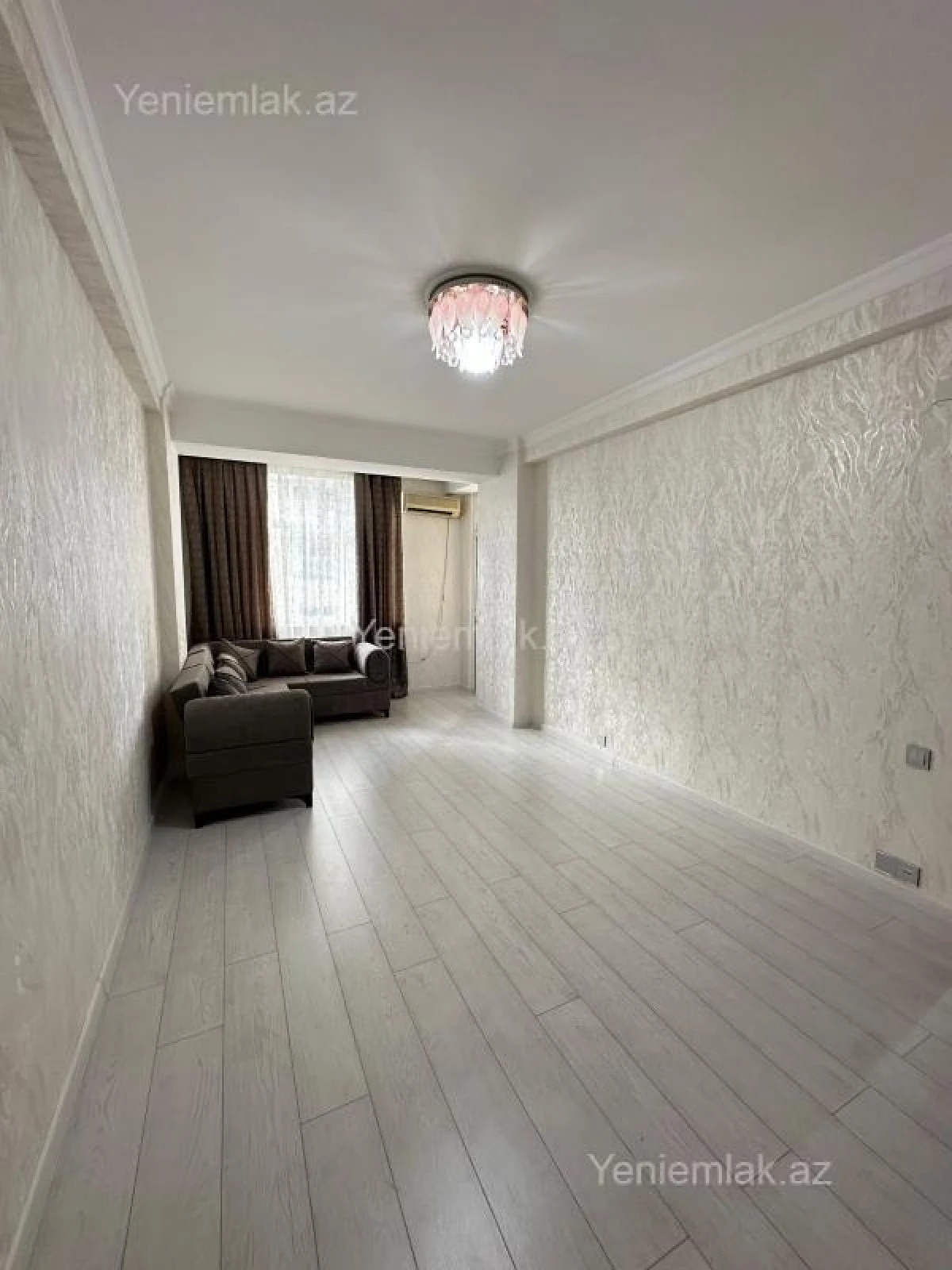 Satılır 2 otaqlı yeni tikili 75 m²