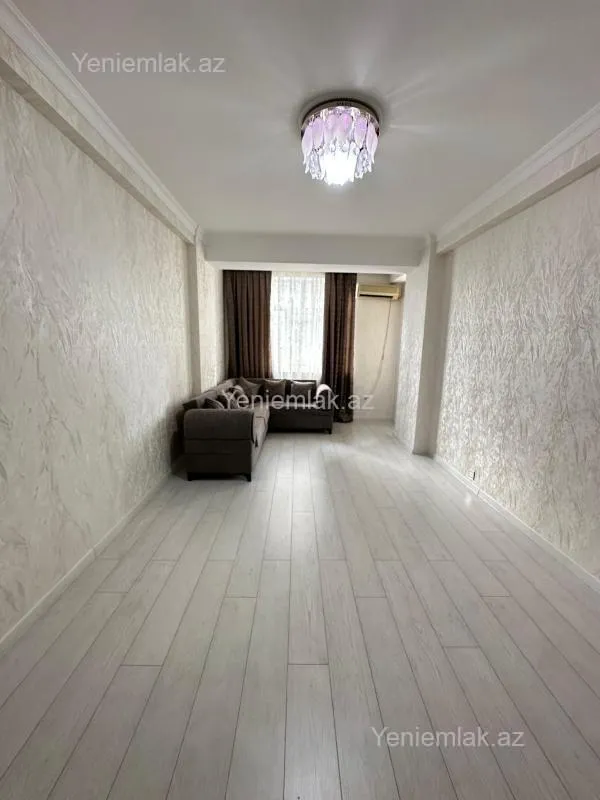 Satılır 2 otaqlı yeni tikili 75 m²