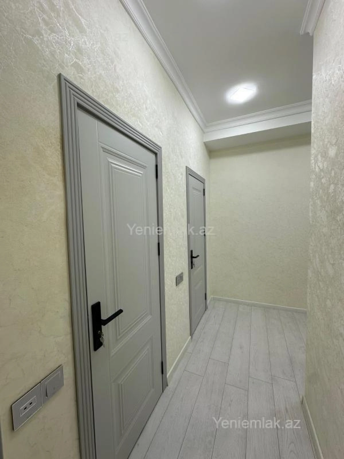 Satılır 2 otaqlı yeni tikili 75 m²