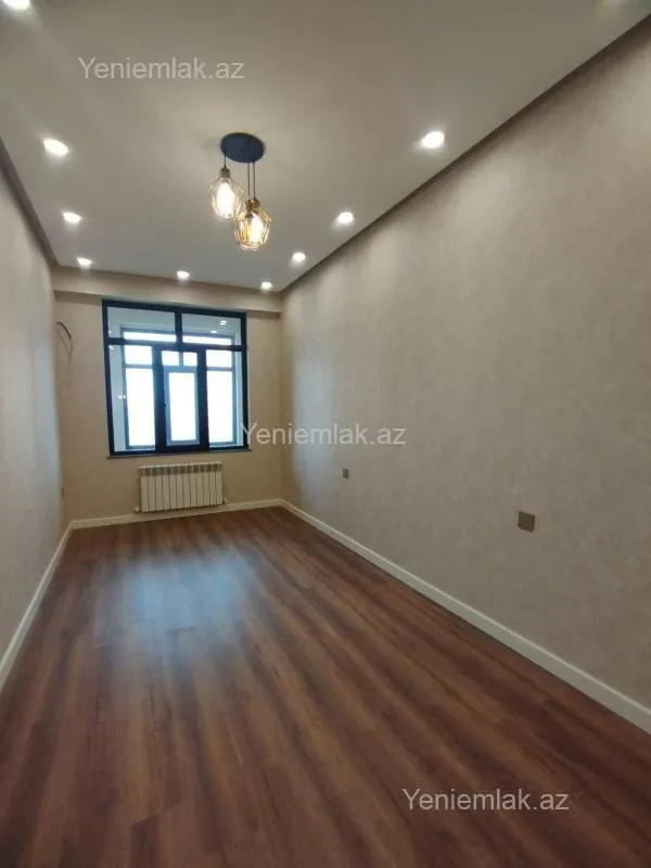 Satılır 3 otaqlı yeni tikili 132 m²