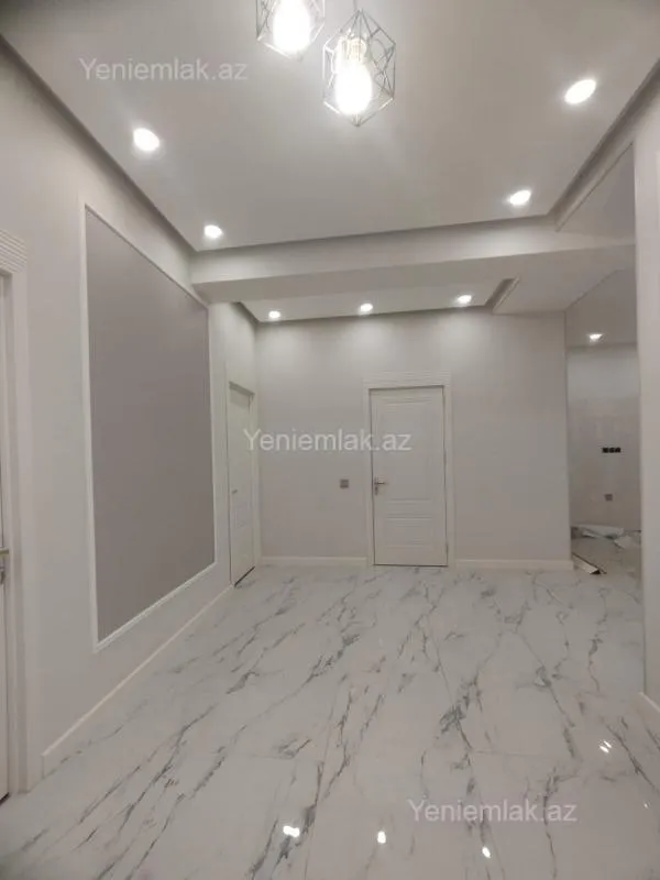 Satılır 3 otaqlı yeni tikili 132 m²