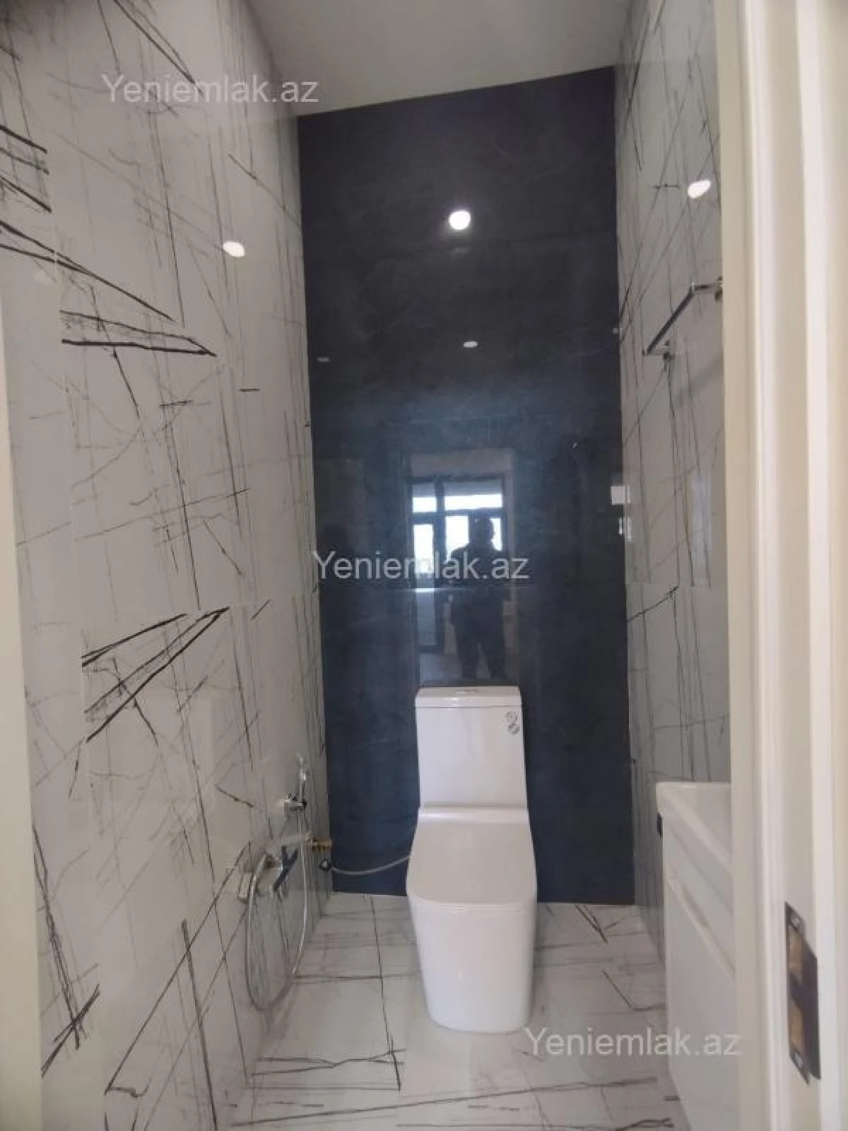 Satılır 3 otaqlı yeni tikili 132 m²