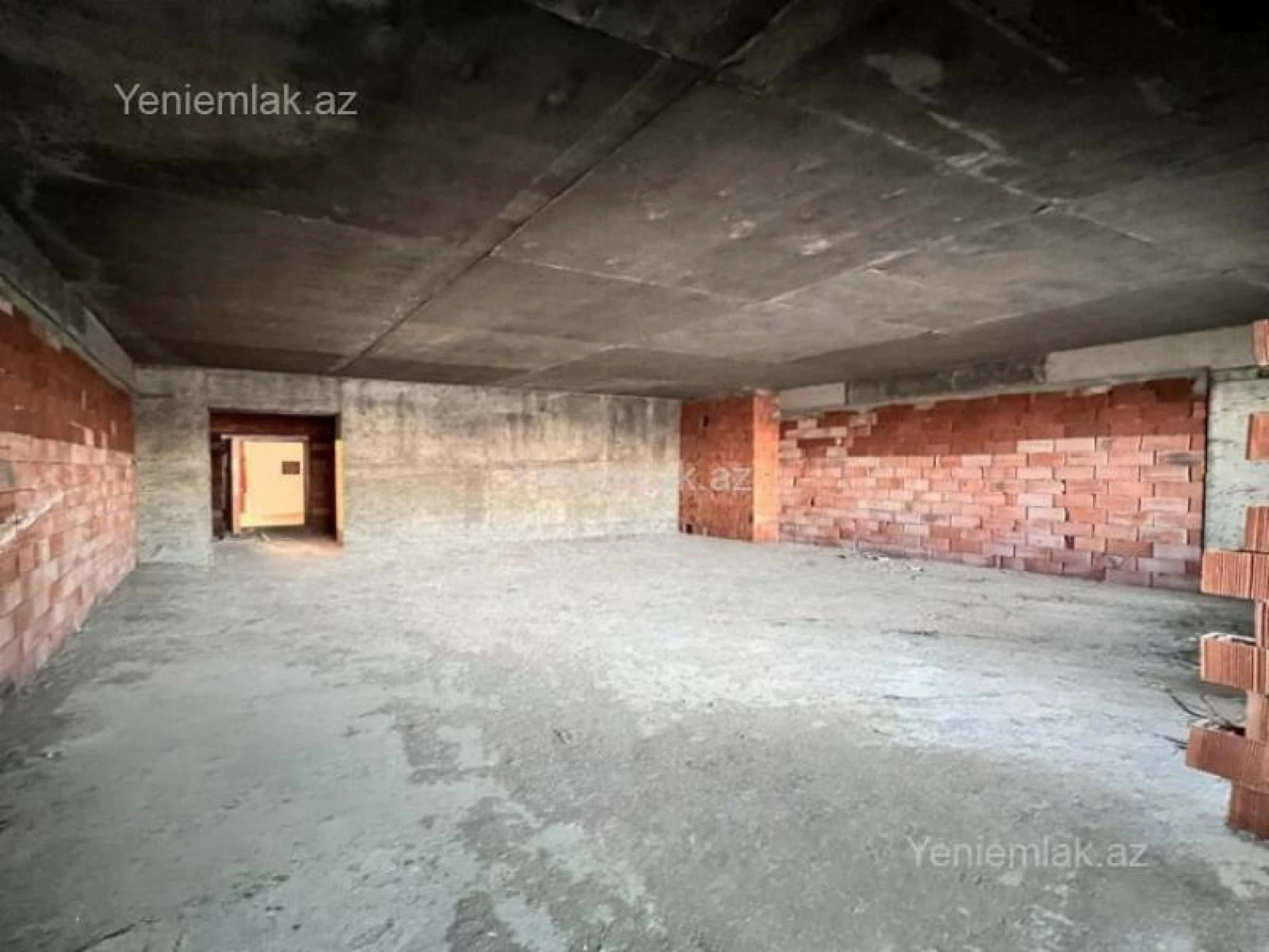 Satılır 2 otaqlı yeni tikili 76 m²