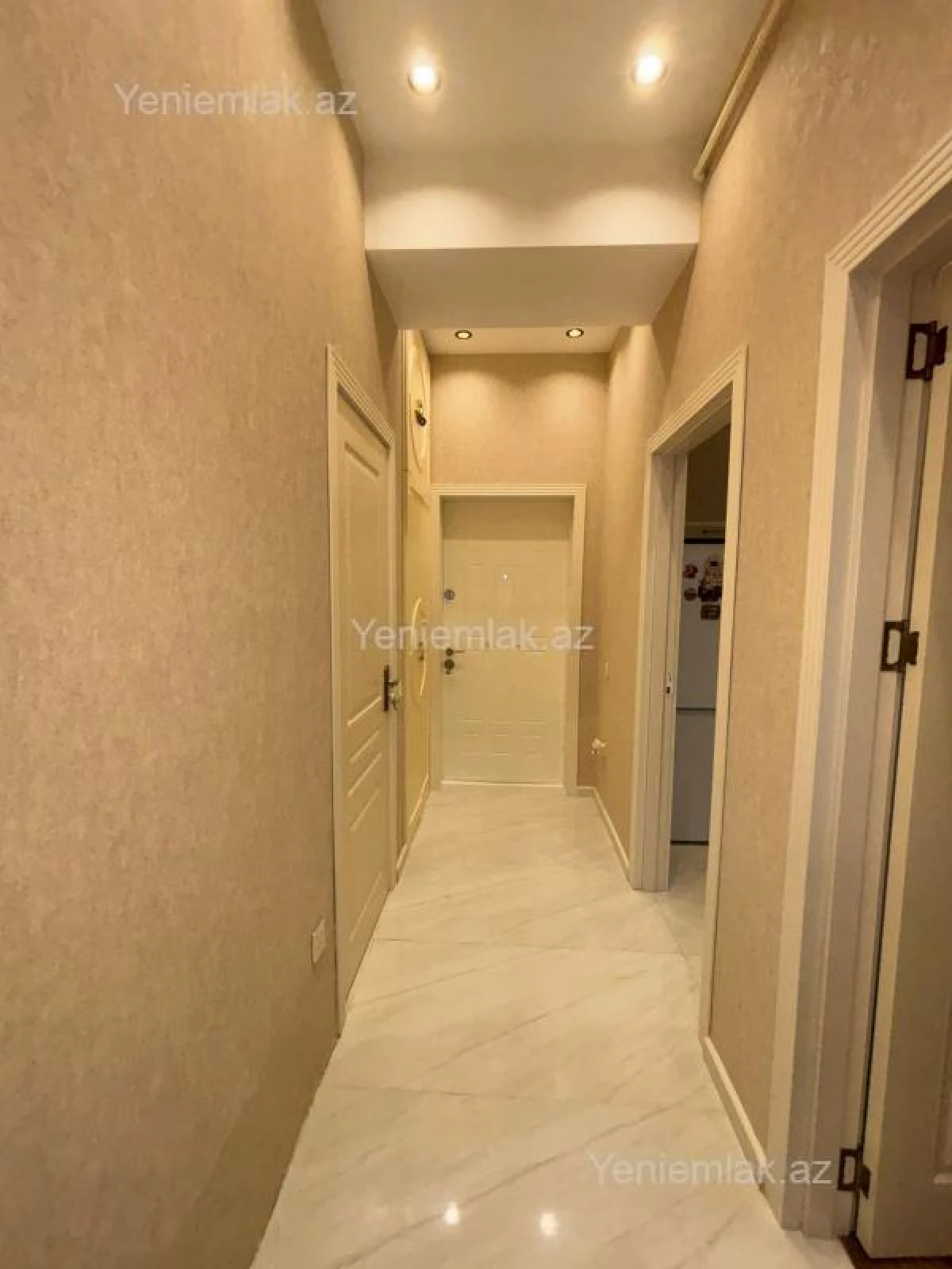 Satılır 2 otaqlı yeni tikili 63 m²