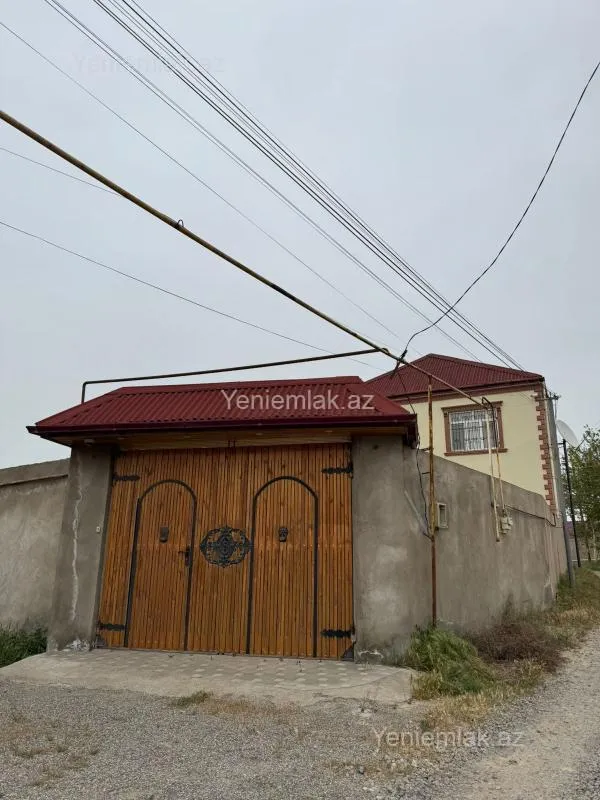 Satılır 3 otaqlı həyət evi 120 m²