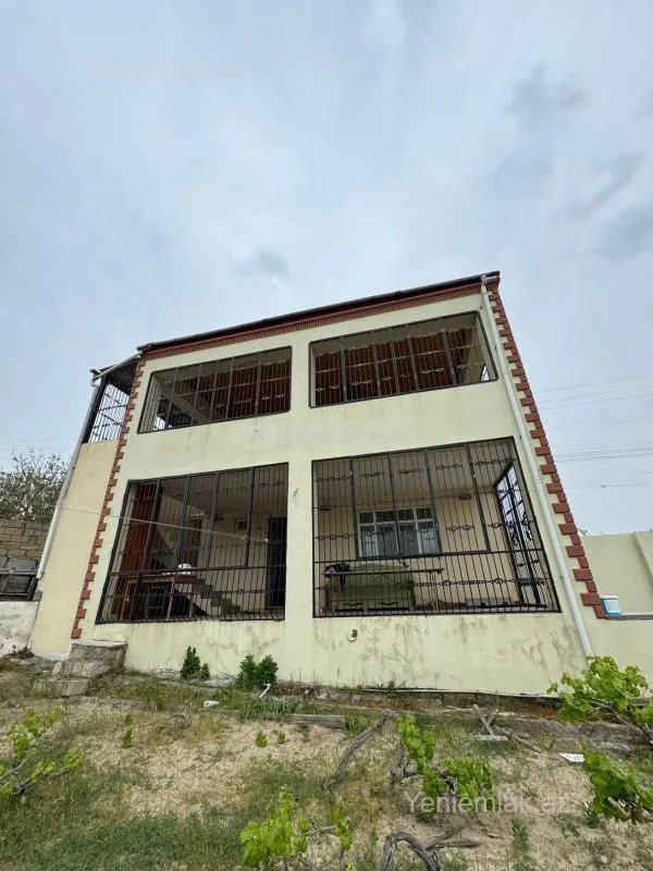 Satılır 3 otaqlı həyət evi 120 m²