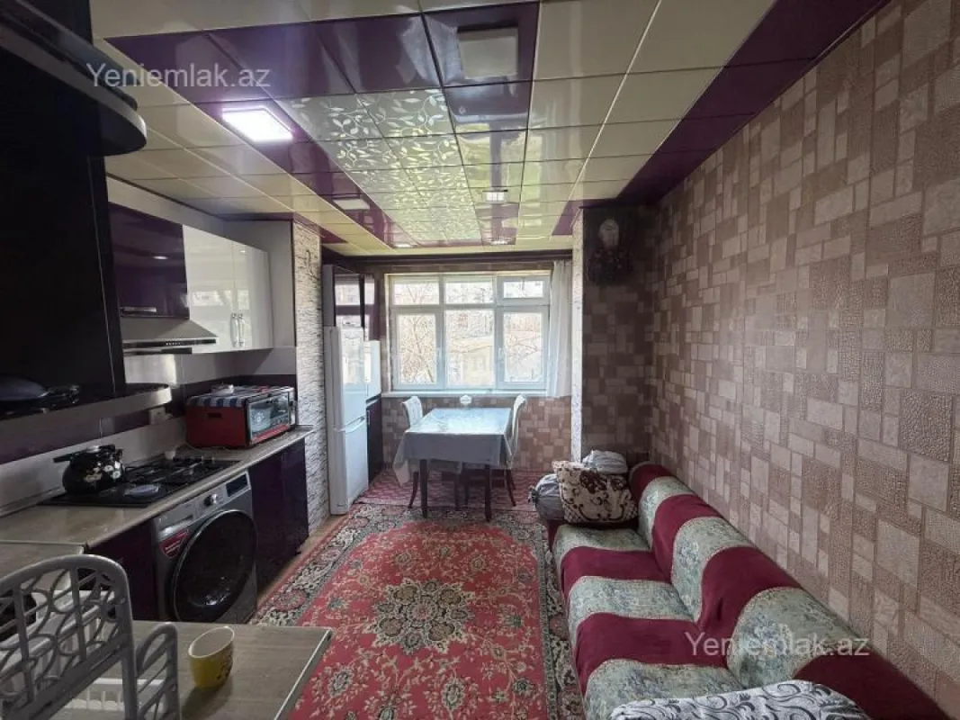 Satılır 3 otaqlı köhnə tikili 70 m²