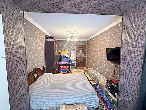 Satılır 3 otaqlı köhnə tikili 70 m²